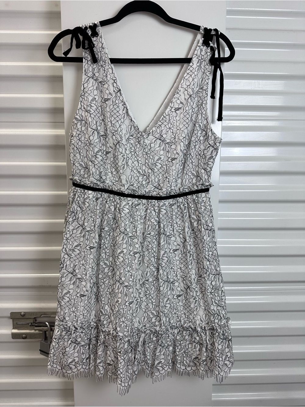 cupcakes & cashmere White and Black Lace Tie-Shoulder Mini Dress
